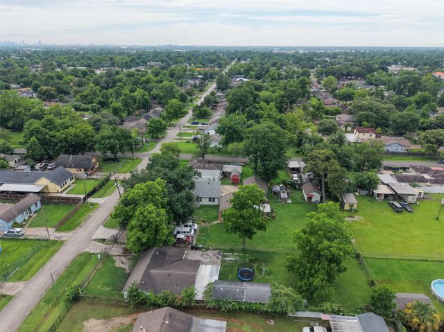 1213 Post Street, Houston, TX 77022
