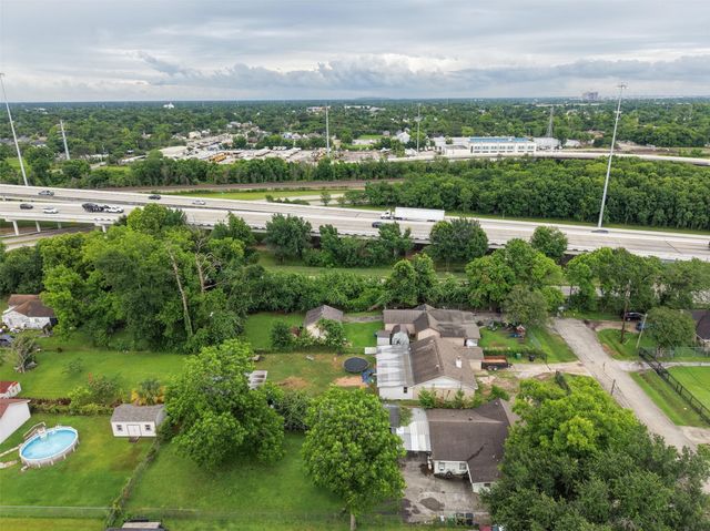 1213 Post Street, Houston, TX 77022