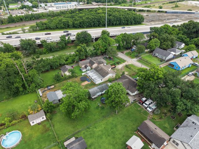 1213 Post Street, Houston, TX 77022
