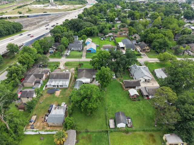 1213 Post Street, Houston, TX 77022