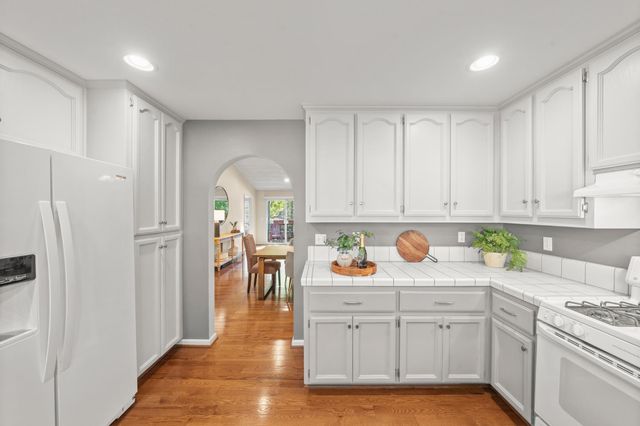212 Elysian Pl, Grass Valley, CA 95945