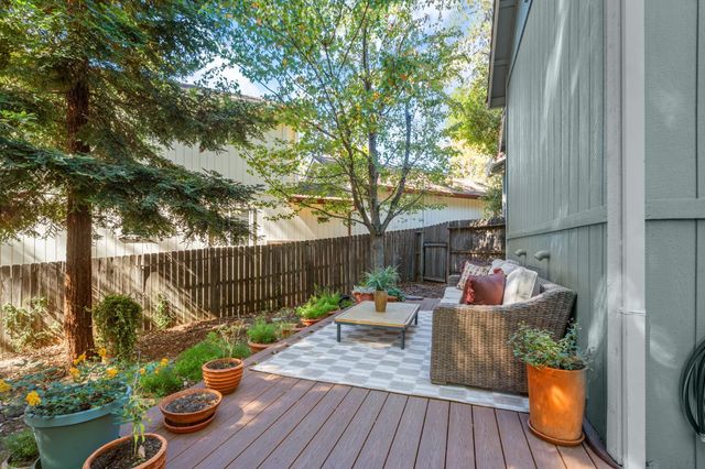 212 Elysian Pl, Grass Valley, CA 95945