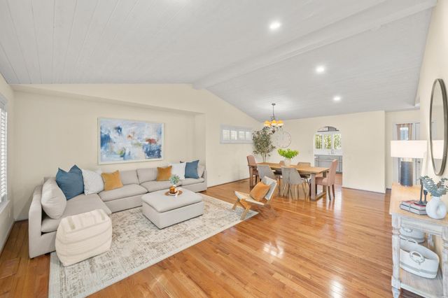 212 Elysian Pl, Grass Valley, CA 95945