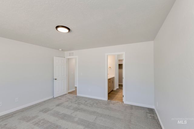 17718 N Boone Peak Ave, Nampa, ID 83687