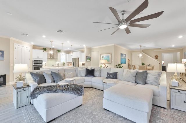 18824 ALDER GLEN DRIVE, Lutz, FL 33558