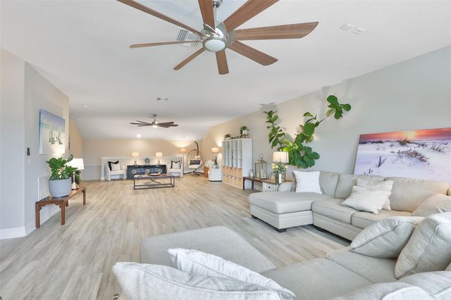 18824 ALDER GLEN DRIVE, Lutz, FL 33558