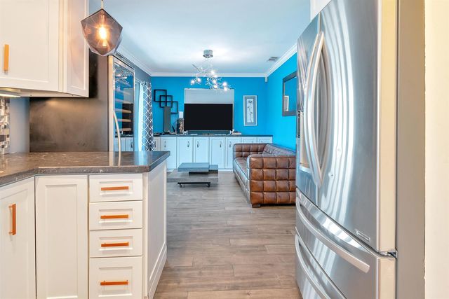 2116 NE 68th Street, Fort Lauderdale, FL 33308