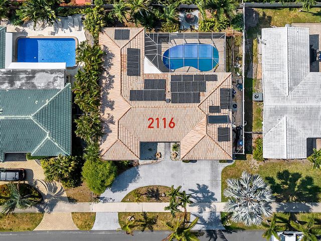 2116 NE 68th Street, Fort Lauderdale, FL 33308