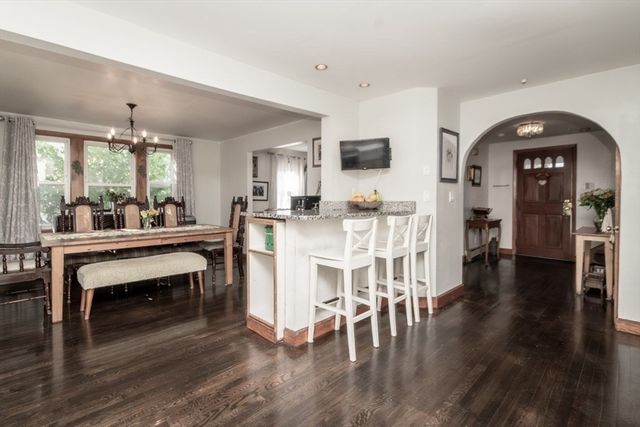 592 Mountain Ave, Revere, MA 02151