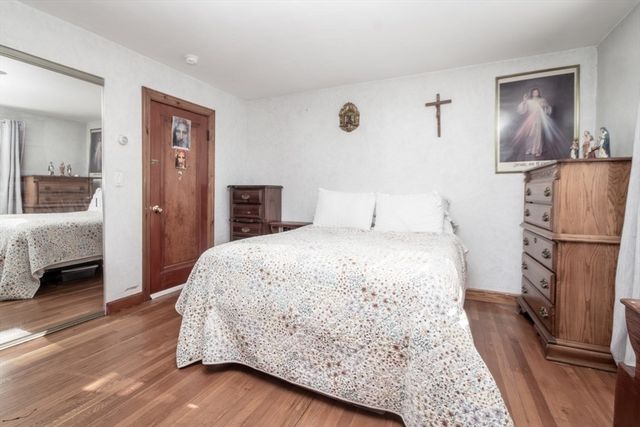 592 Mountain Ave, Revere, MA 02151