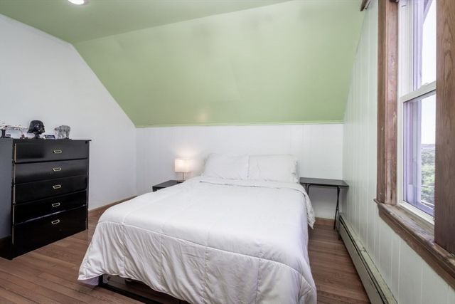592 Mountain Ave, Revere, MA 02151