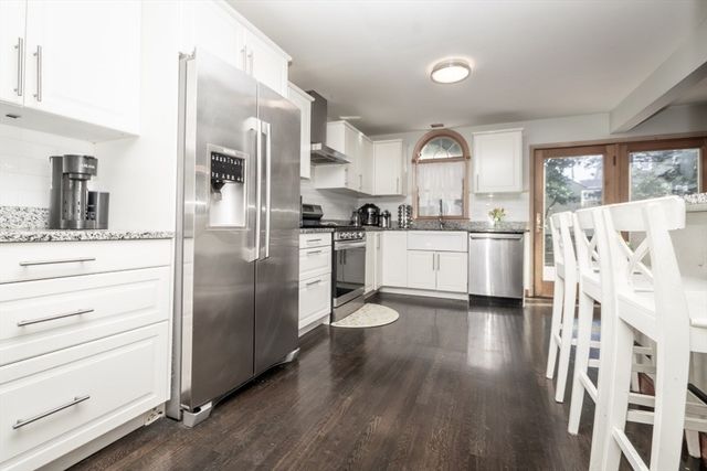 592 Mountain Ave, Revere, MA 02151
