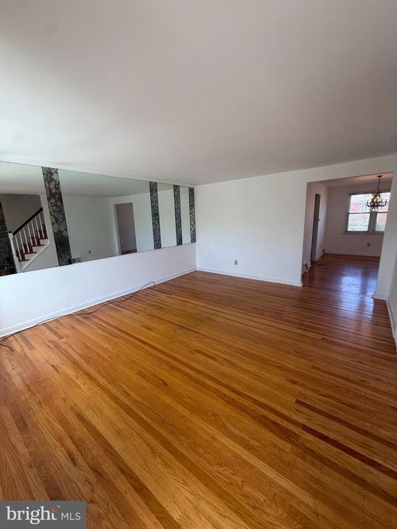 1540 HERMESPROTA DR, SHARON HILL, PA 19079 — photo 3