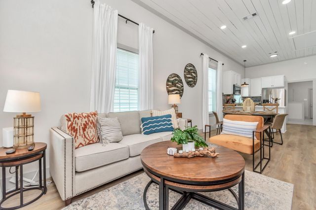 804 34th Street, Galveston, TX 77550
