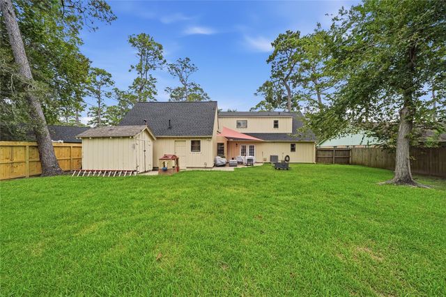 3037 Longwood Lane, Dickinson, TX 77539