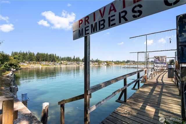 7411 Hermosa Beach Road, Tulalip, WA 98271