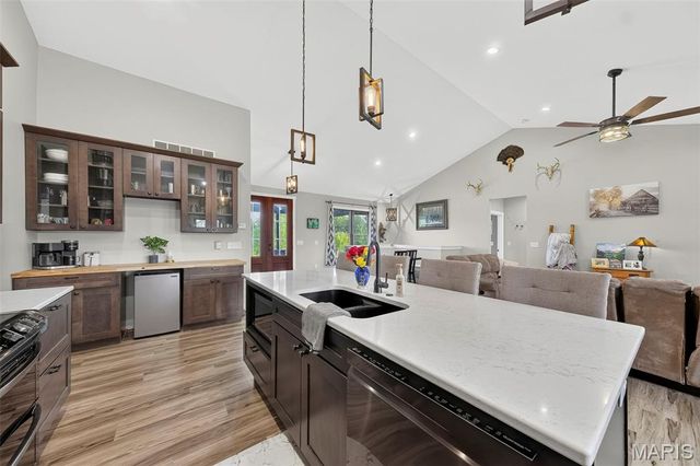 1010 Highway Uu, Silex, MO 63377