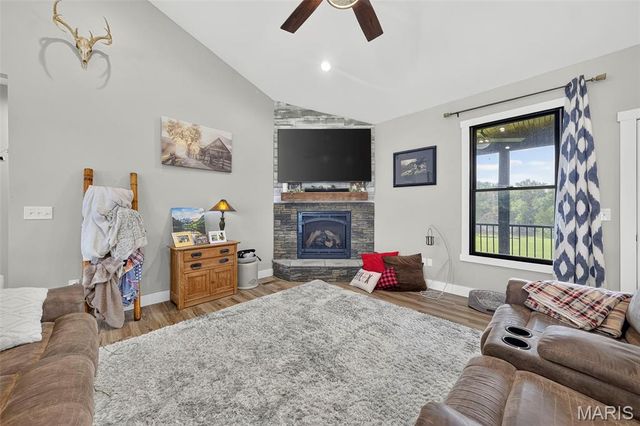 1010 Highway Uu, Silex, MO 63377