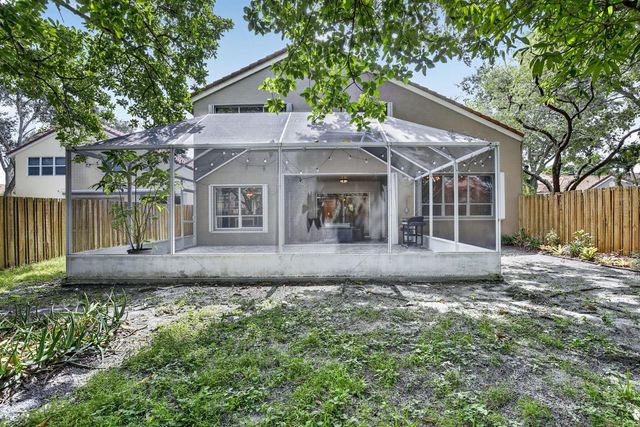 1131 NW 108TH Avenue, Plantation, FL 33322