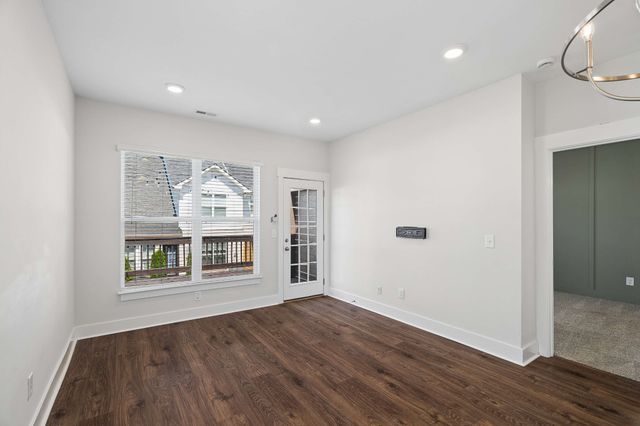 1420 Vanner Ct, Gallatin, TN 37066