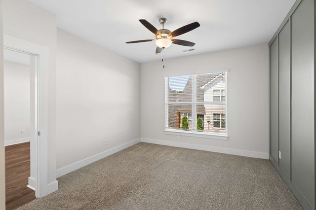 1420 Vanner Ct, Gallatin, TN 37066