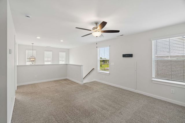 1420 Vanner Ct, Gallatin, TN 37066