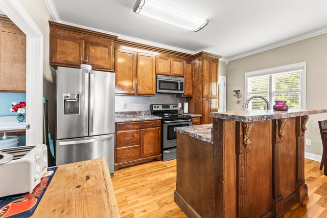 206 Knott Rd, Winchester, TN 37398