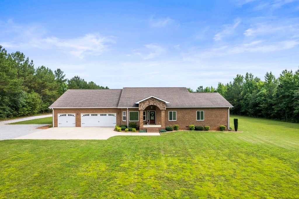 206 Knott Rd, Winchester, TN 37398