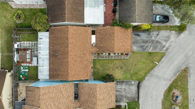 1366 Osprey Ct, Homestead, FL 33035