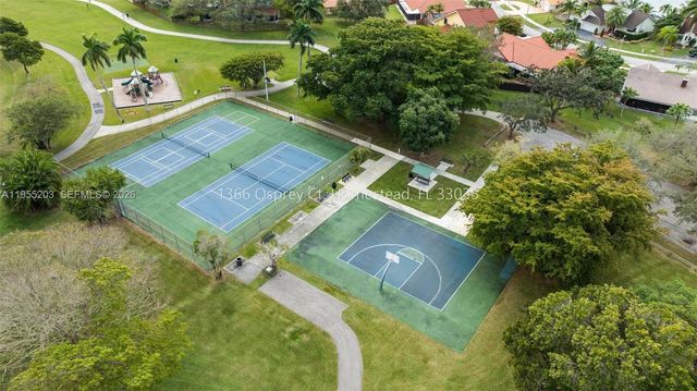 1366 Osprey Ct, Homestead, FL 33035