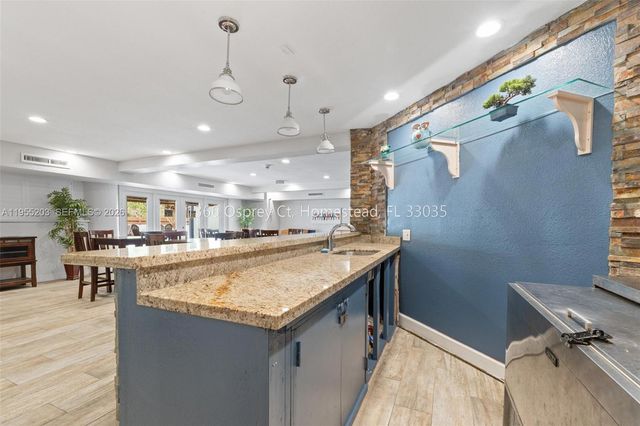 1366 Osprey Ct, Homestead, FL 33035