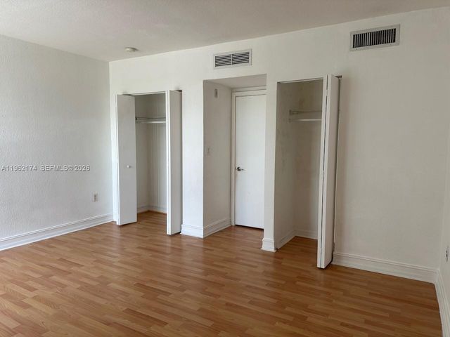 1080 99th St 322, Bay Harbor Islands, FL 33154