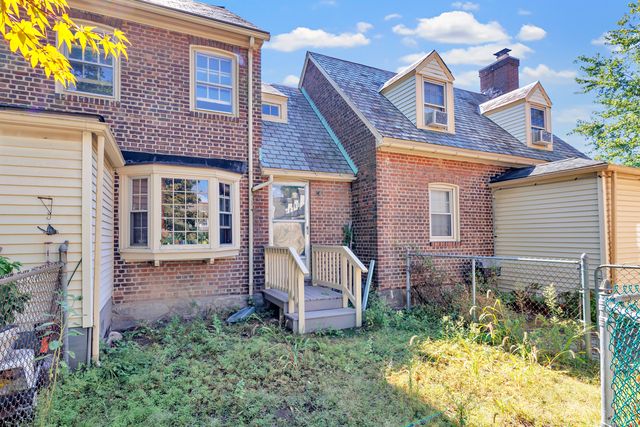 22 Sims Street, Bridgeport, CT 06604
