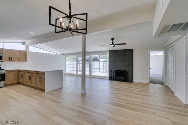 700 South Mallard Street, Las Vegas, NV 89107