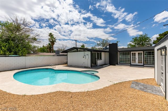 700 South Mallard Street, Las Vegas, NV 89107
