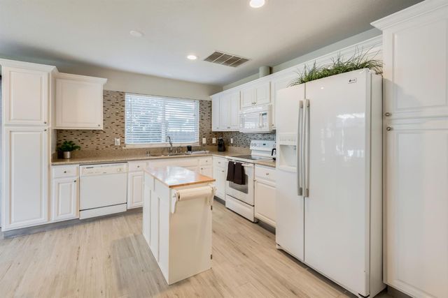 3346 Calico, Sacramento, CA 95826