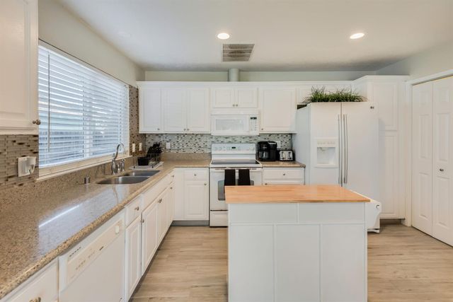 3346 Calico, Sacramento, CA 95826