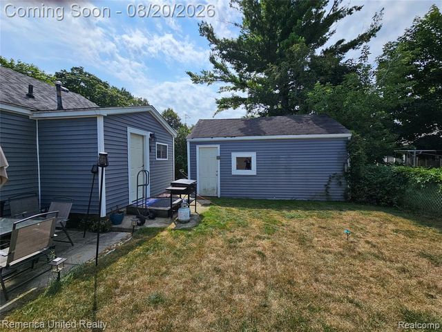 1608 S Lincoln Street, Bay City, MI 48708