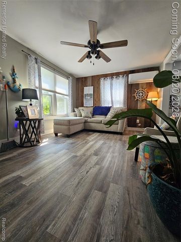 1608 S Lincoln Street, Bay City, MI 48708