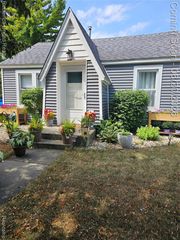 1608 S Lincoln Street, Bay City, MI 48708