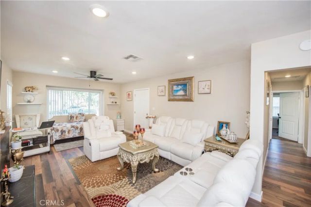 2803 Ladera Road, San Bernardino, CA 92405