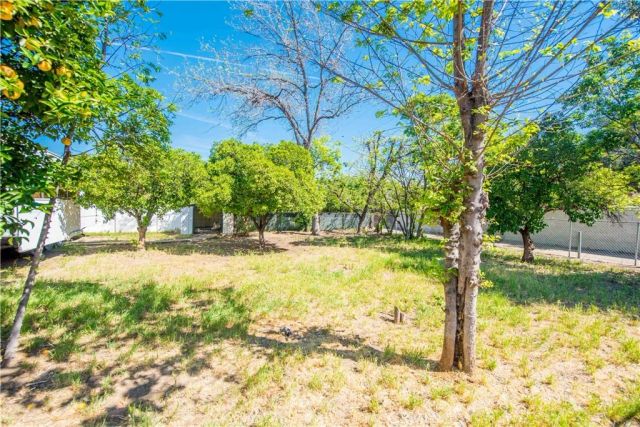 2803 Ladera Road, San Bernardino, CA 92405