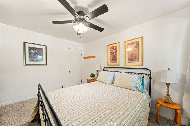 1966 Oakleaf Court, Running Springs, CA 92382