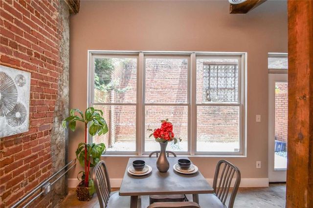 320 Peters Street SW 12, Atlanta, GA 30313