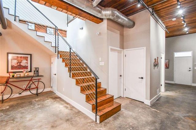 320 Peters Street SW 12, Atlanta, GA 30313