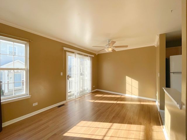 341 Holiday Lane, Hainesville, IL 60073