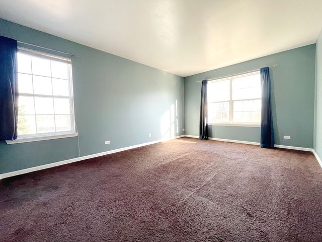 341 Holiday Lane, Hainesville, IL 60073