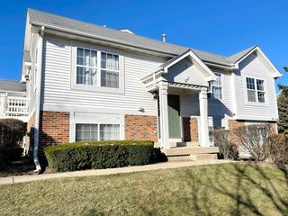 341 Holiday Lane, Hainesville, IL 60073