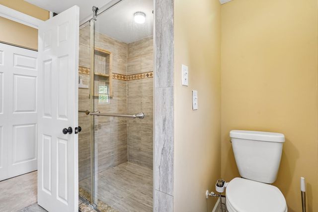 1150 Bangor Road, Waterford Twp, MI 48328