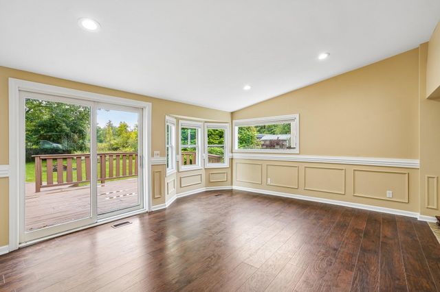 1150 Bangor Road, Waterford Twp, MI 48328